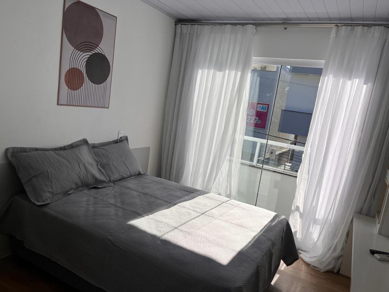 De 1 Em Apartamento *