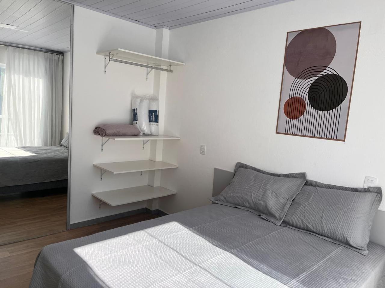 Apartamento De 1 Em